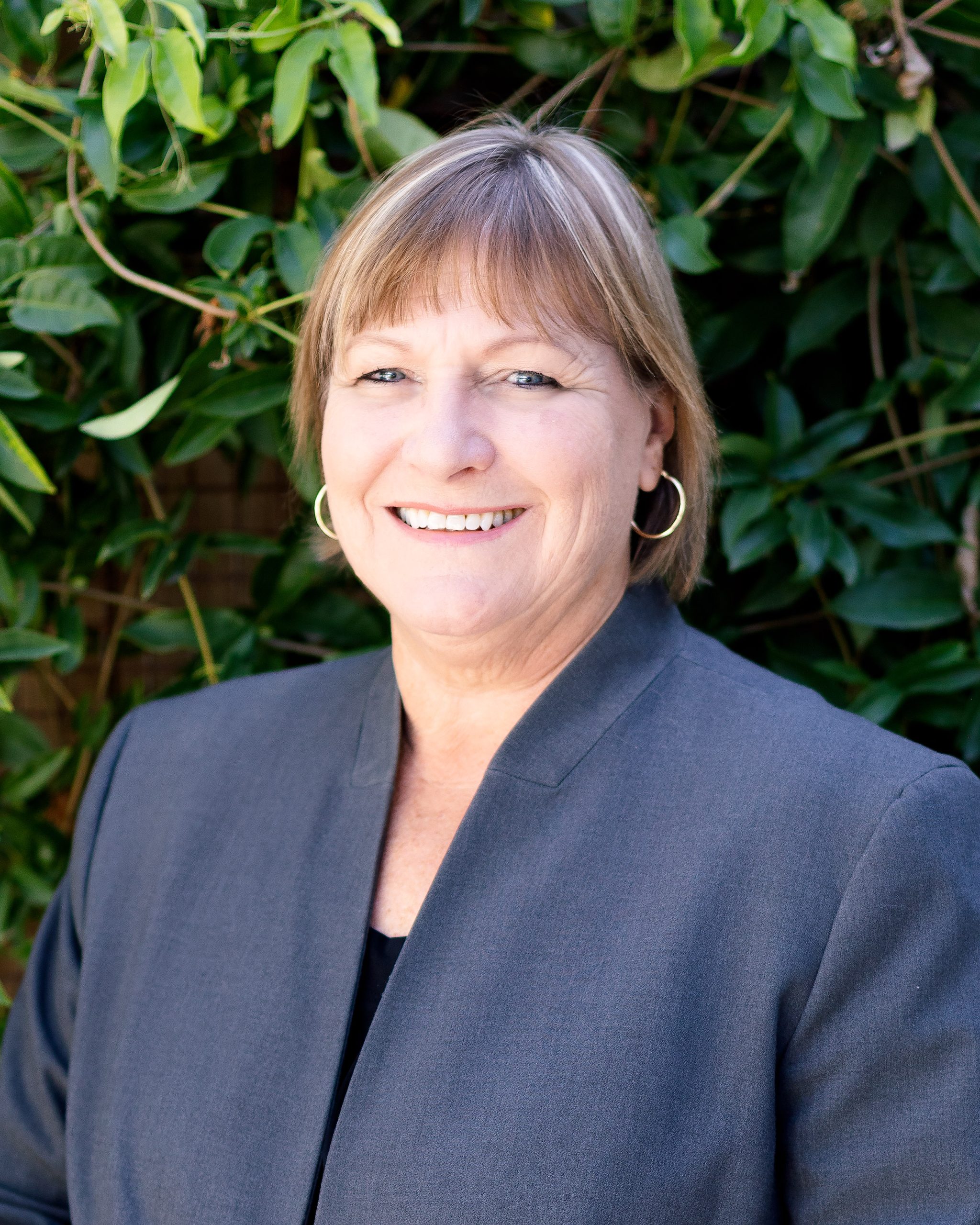 Helinda Lizarraga - President & Founder